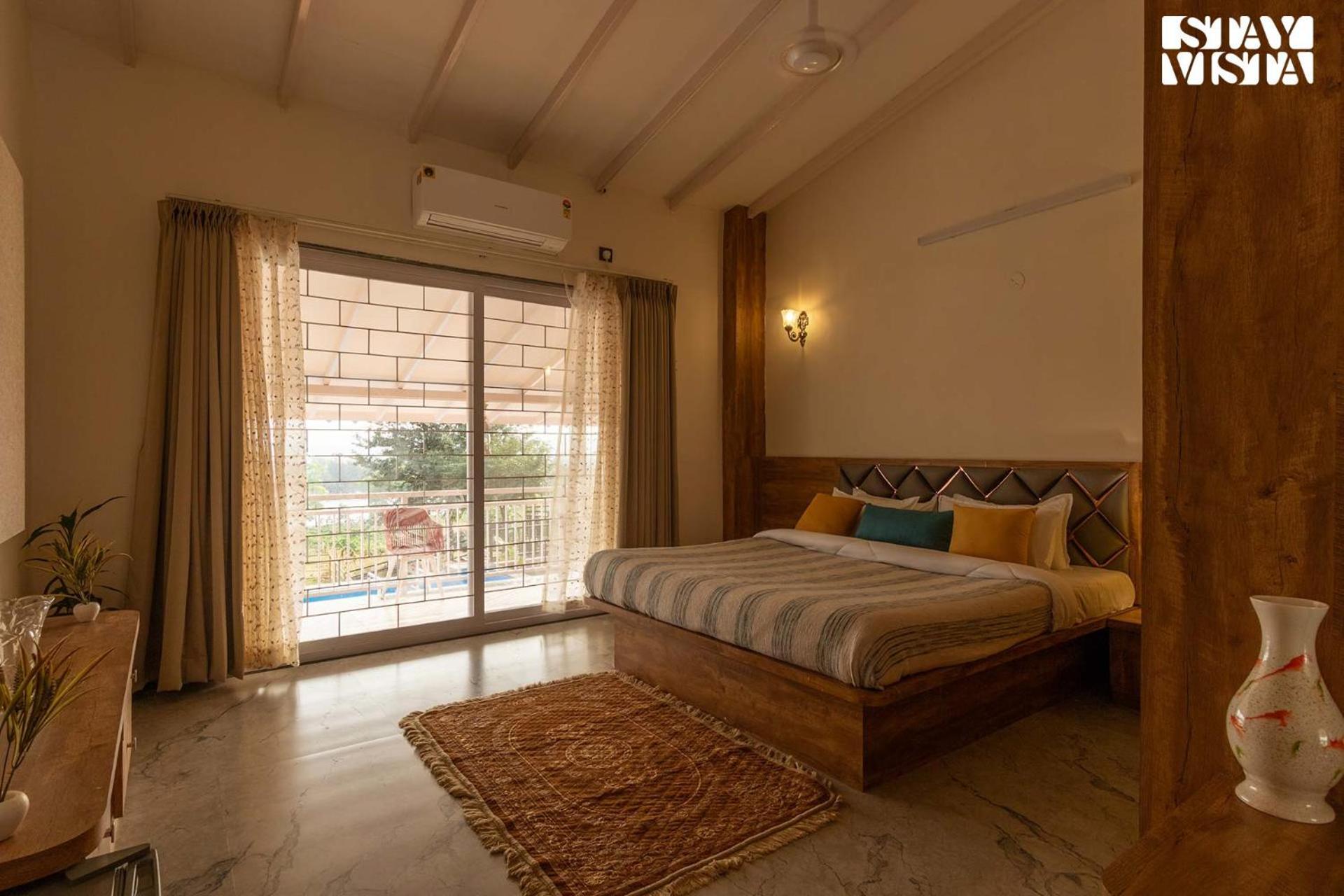 Stayvista'S Harvest Haven - Pool-View Villa With Deck & Machan Near Sula Нашик Екстер'єр фото