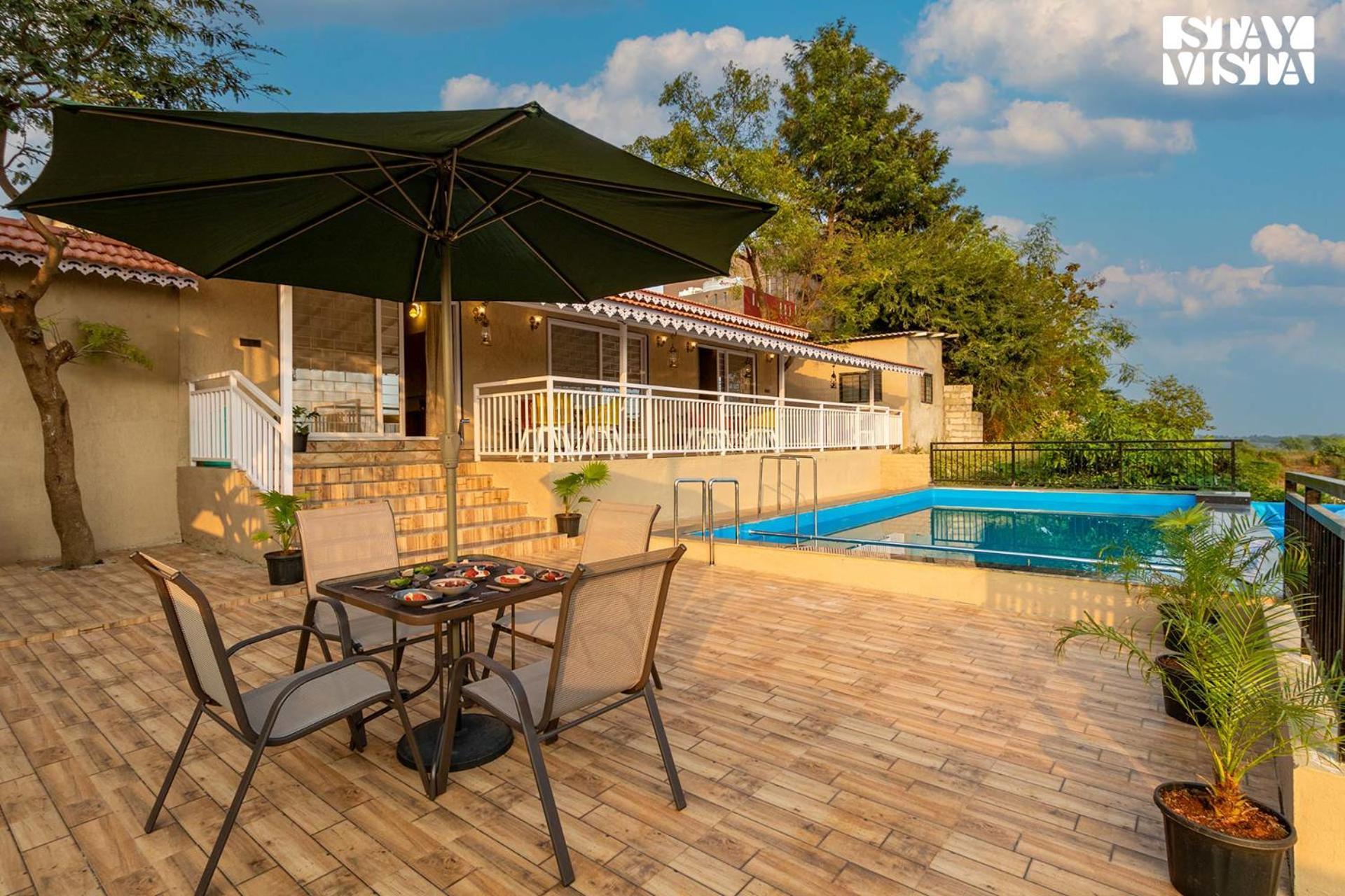 Stayvista'S Harvest Haven - Pool-View Villa With Deck & Machan Near Sula Нашик Екстер'єр фото
